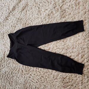 Old Navy Powersoft 7/8 joggers - size M